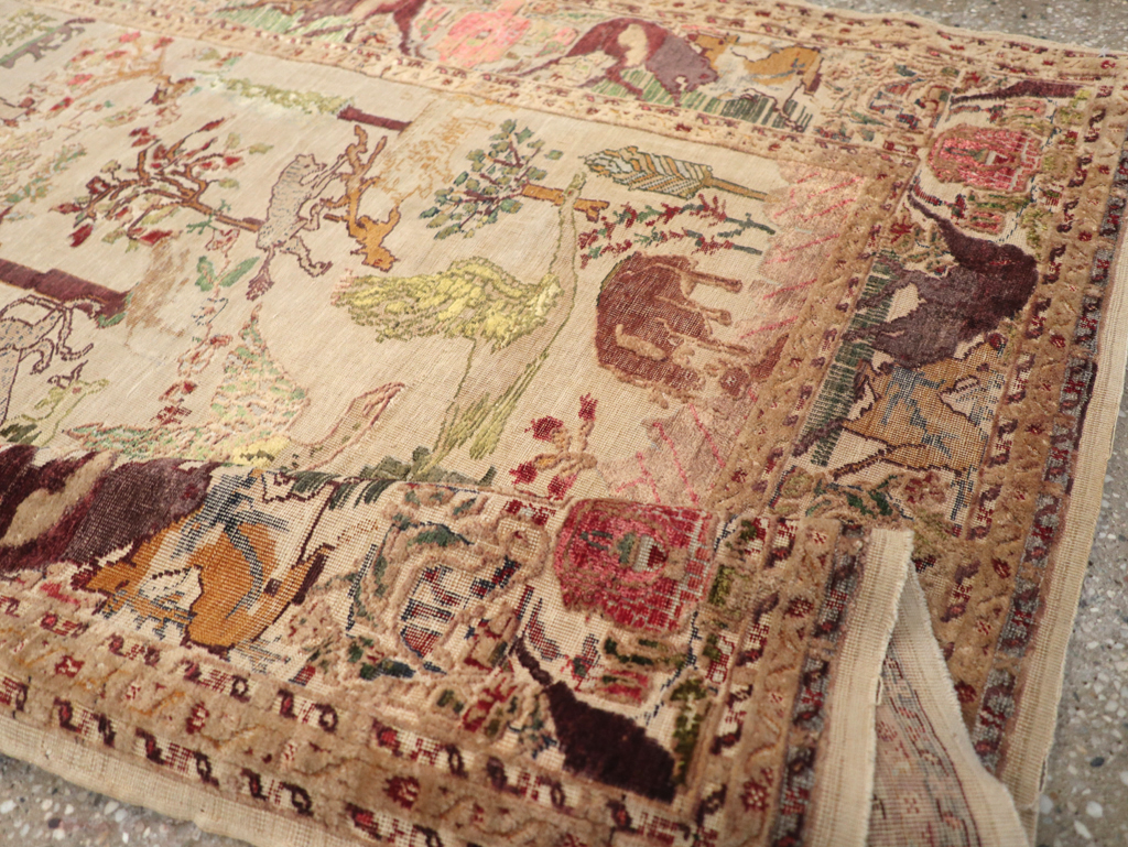 Antique Pictorial Kayseri Rug, No.31951 - Galerie Shabab