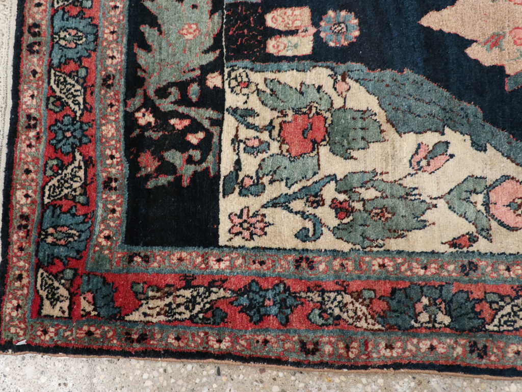 Antique Persian Bidjar Pictorial Rug, No.31954 - Galerie Shabab