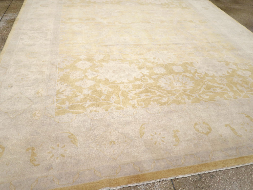Modern Indian Agra Style Room Size Carpet, No.31956 - Galerie Shabab