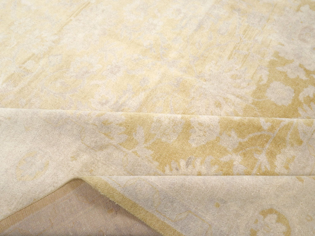 Modern Indian Agra Style Room Size Carpet, No.31956 - Galerie Shabab