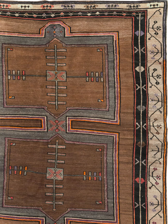 Vintage Turkish Anatolian Tribal Large Carpet, No.31963 - Galerie Shabab