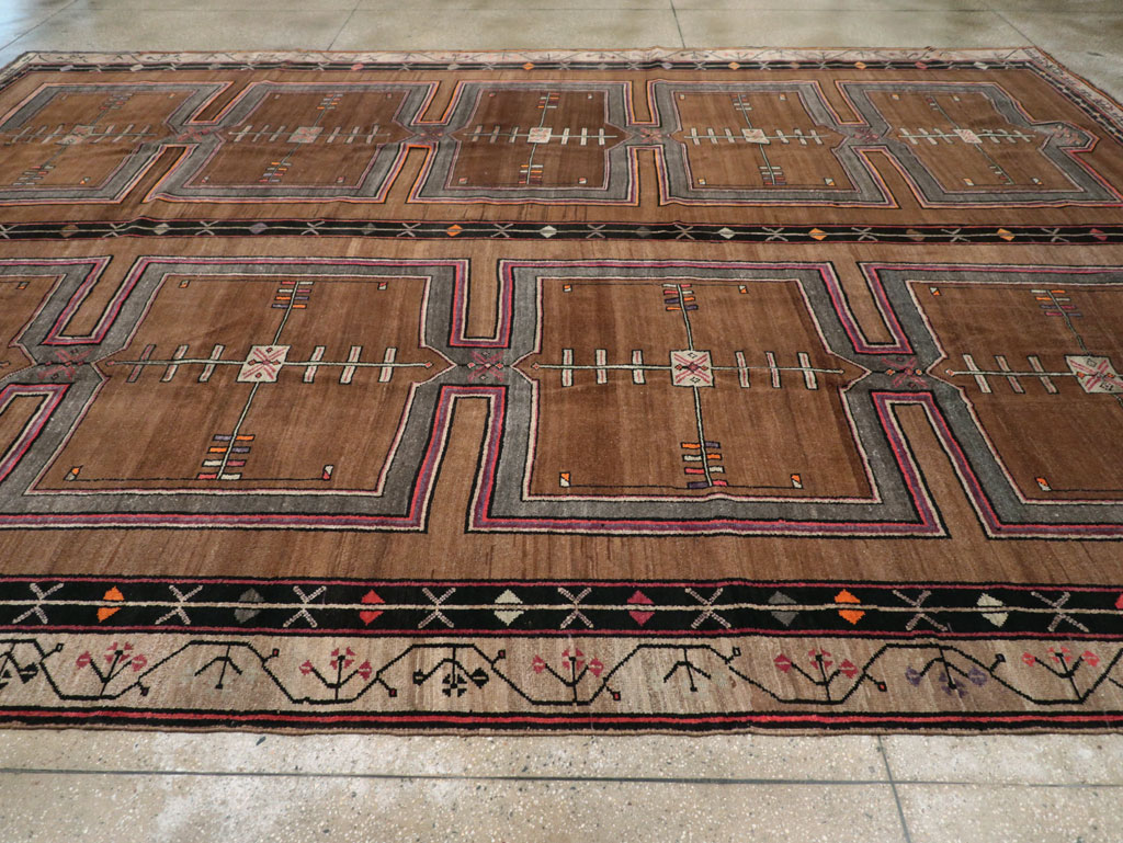 Vintage Turkish Anatolian Tribal Large Carpet, No.31963 - Galerie Shabab