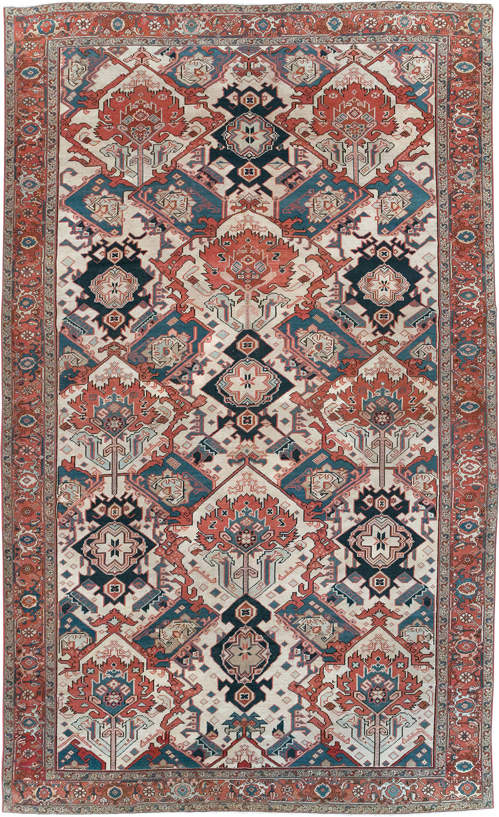 Antique Persian Heriz Carpet, No.31965 - Galerie Shabab