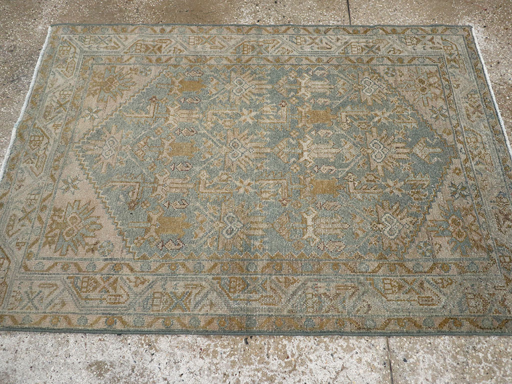 Vintage Persian Malayer Throw Rug, No.31967 - Galerie Shabab