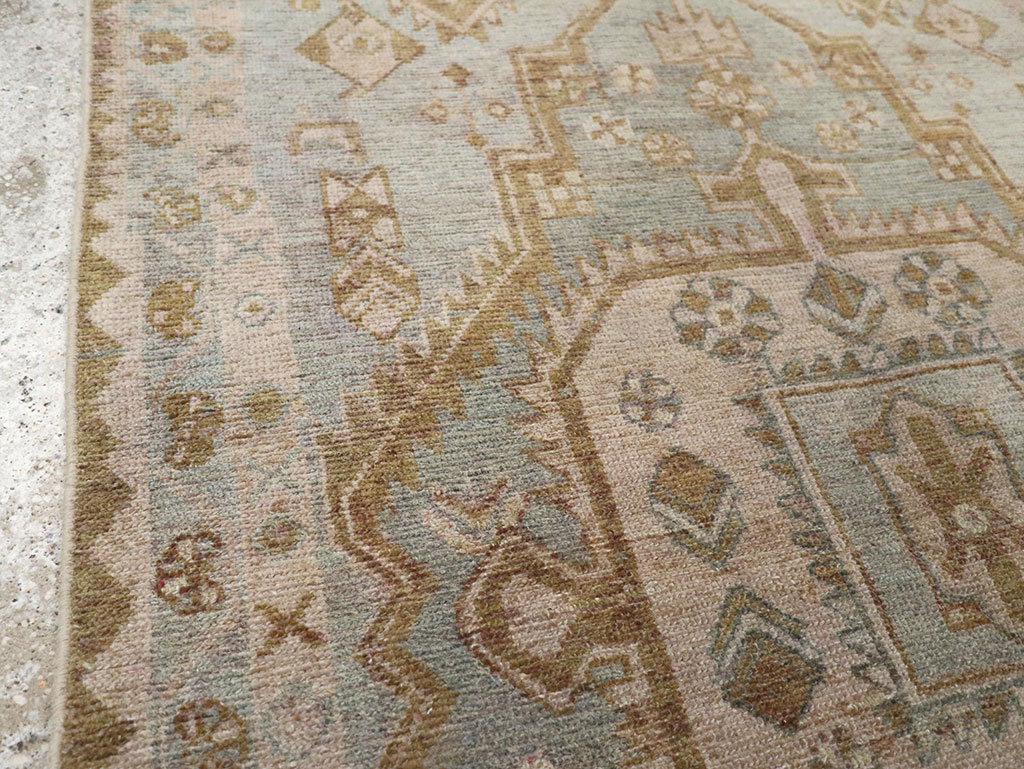 Vintage Persian Malayer Throw Rug, No.31970 - Galerie Shabab