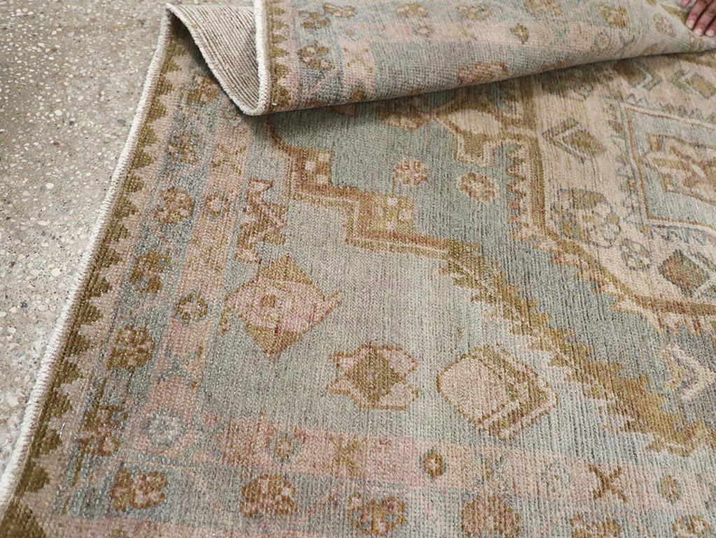 Vintage Persian Malayer Throw Rug, No.31970 - Galerie Shabab