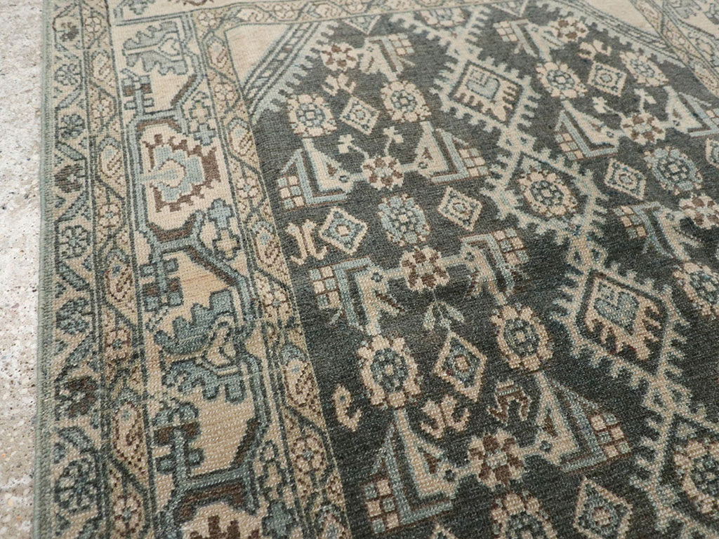 Vintage Persian Malayer Throw Rug, No.31972 - Galerie Shabab
