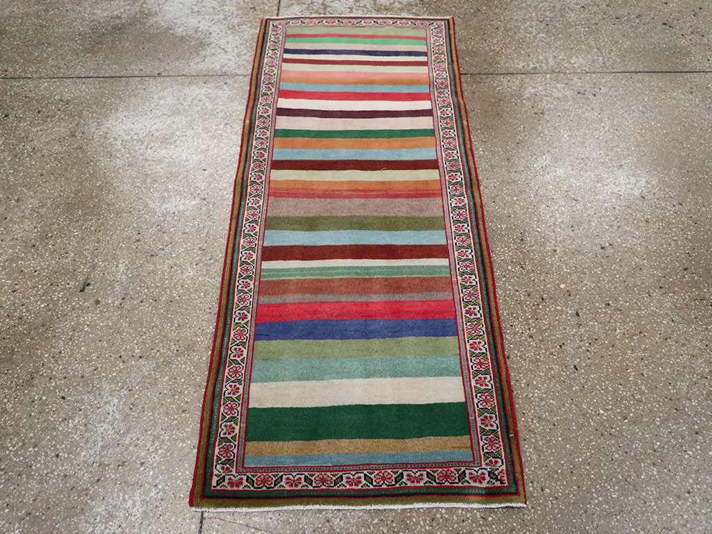 Vintage Persian Mahal Throw Rug, No.31978 - Galerie Shabab