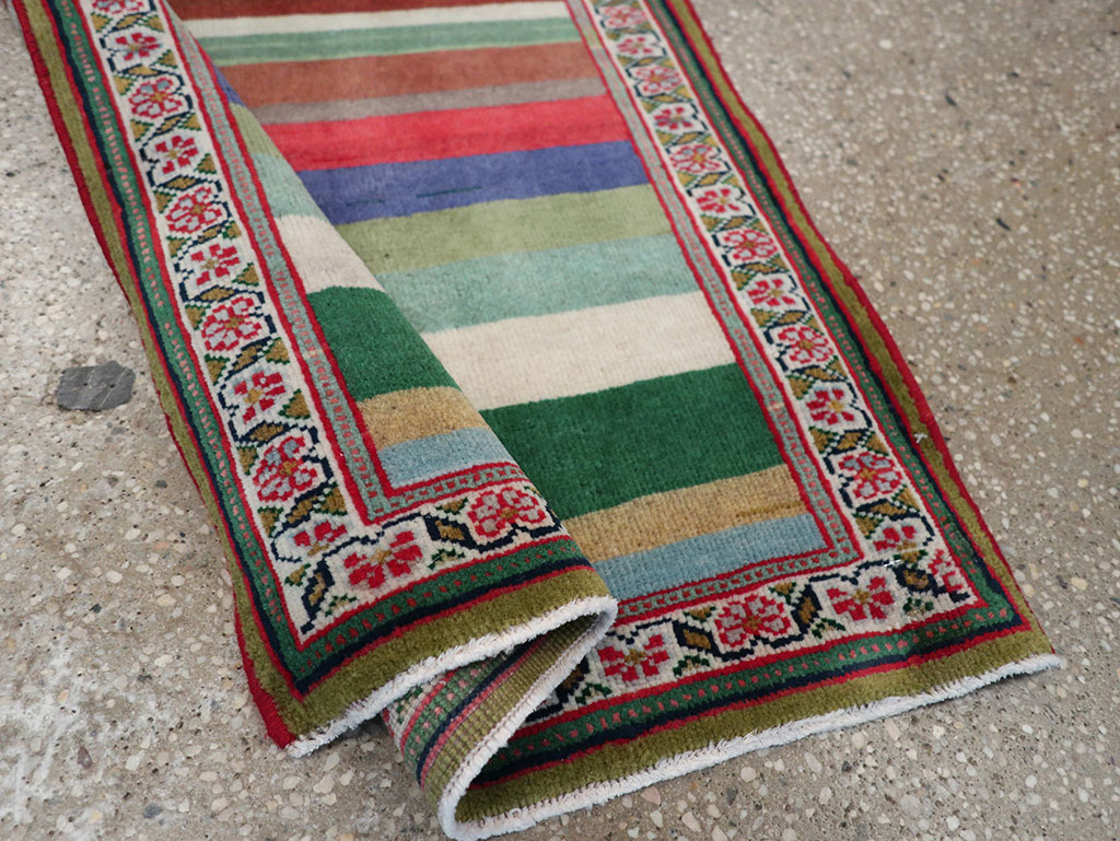 Vintage Persian Mahal Throw Rug, No.31978 - Galerie Shabab