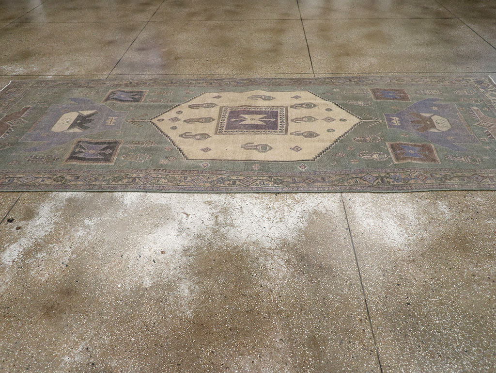 Vintage Persian Bidjar Runner, No.31979 - Galerie Shabab