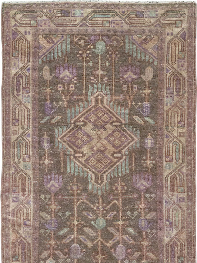 Vintage Persian Malayer Runner, No.31980 - Galerie Shabab