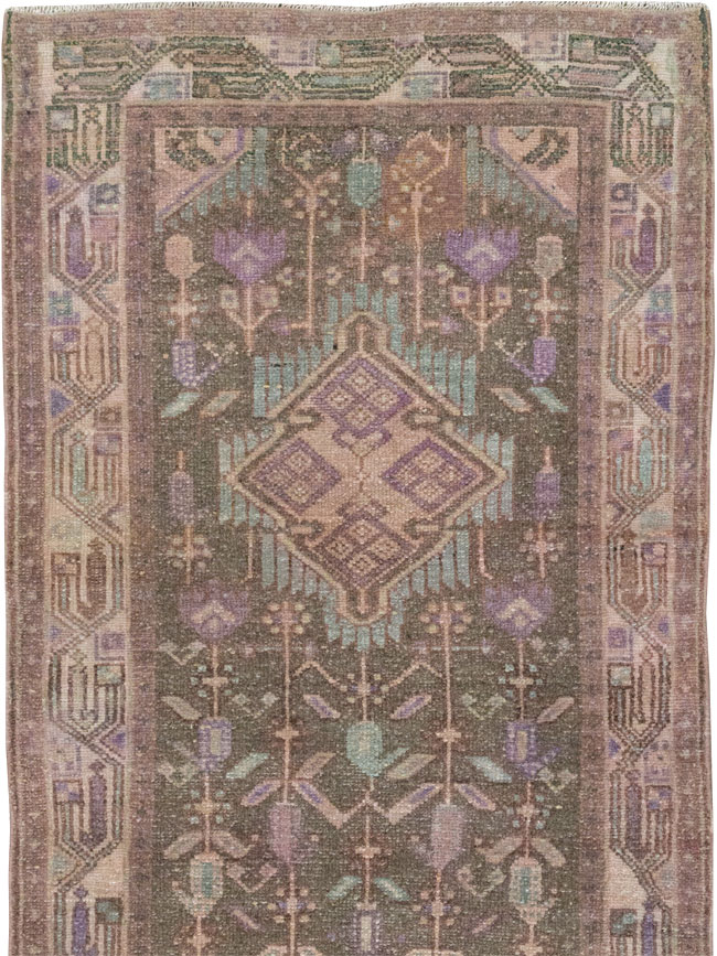 Vintage Persian Malayer Runner, No.31980 - Galerie Shabab