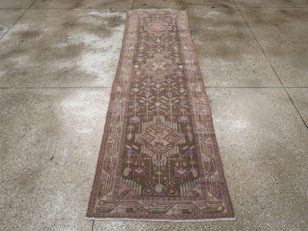 Vintage Persian Malayer Runner, No.31980 - Galerie Shabab