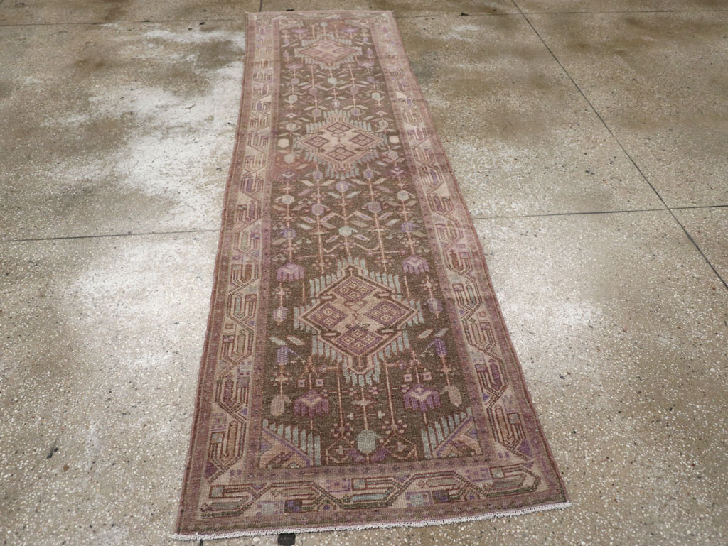 Vintage Persian Malayer Runner, No.31980 - Galerie Shabab