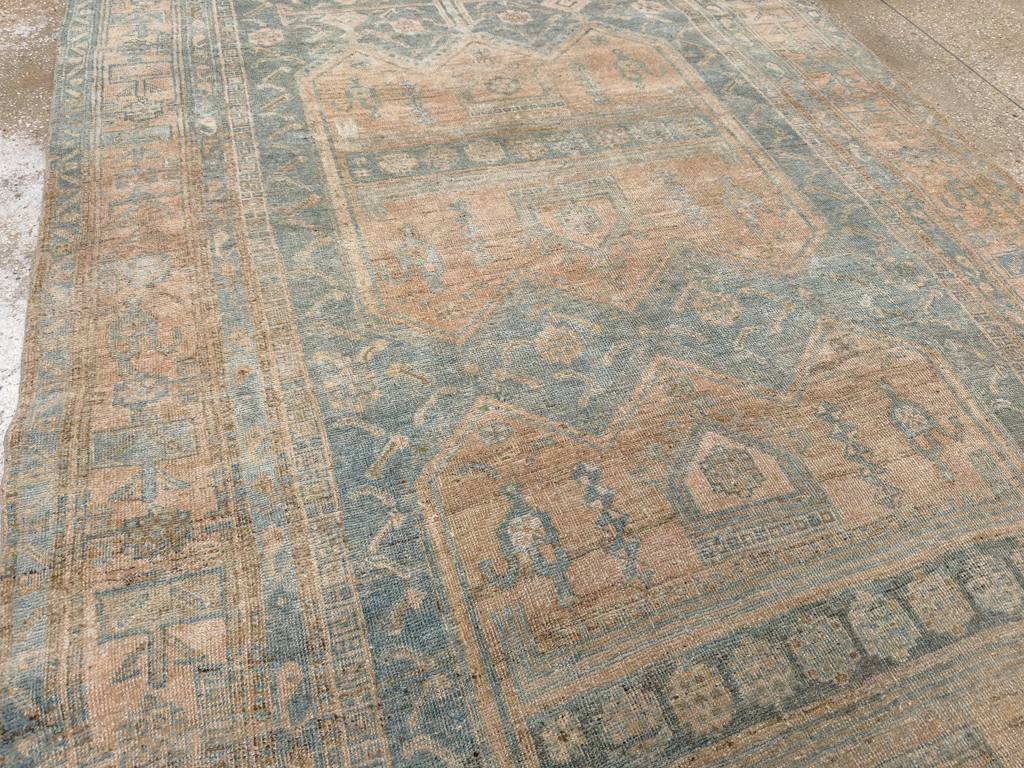 Antique Persian Lori Small Gallery Carpet, No.31981 - Galerie Shabab