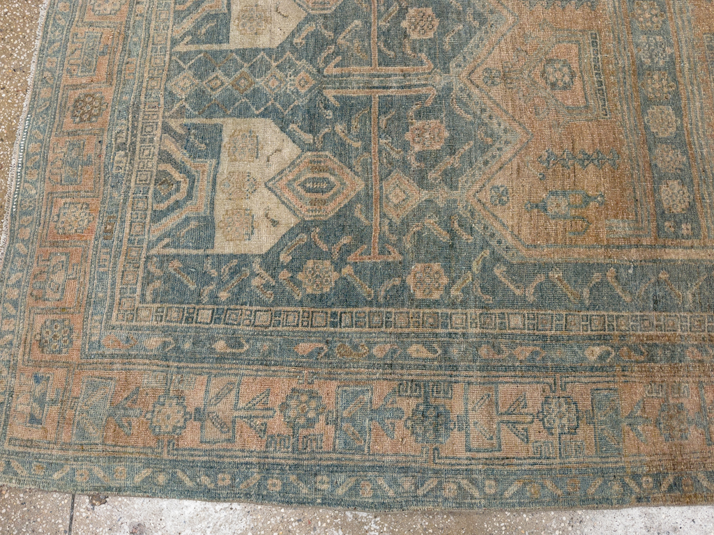 Antique Persian Lori Small Gallery Carpet, No.31981 - Galerie Shabab