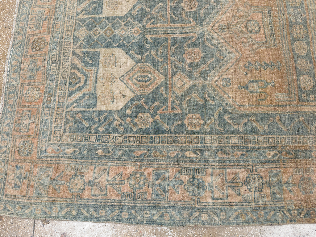 Antique Persian Lori Small Gallery Carpet, No.31981 - Galerie Shabab