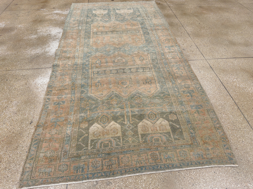 Antique Persian Lori Small Gallery Carpet, No.31981 - Galerie Shabab