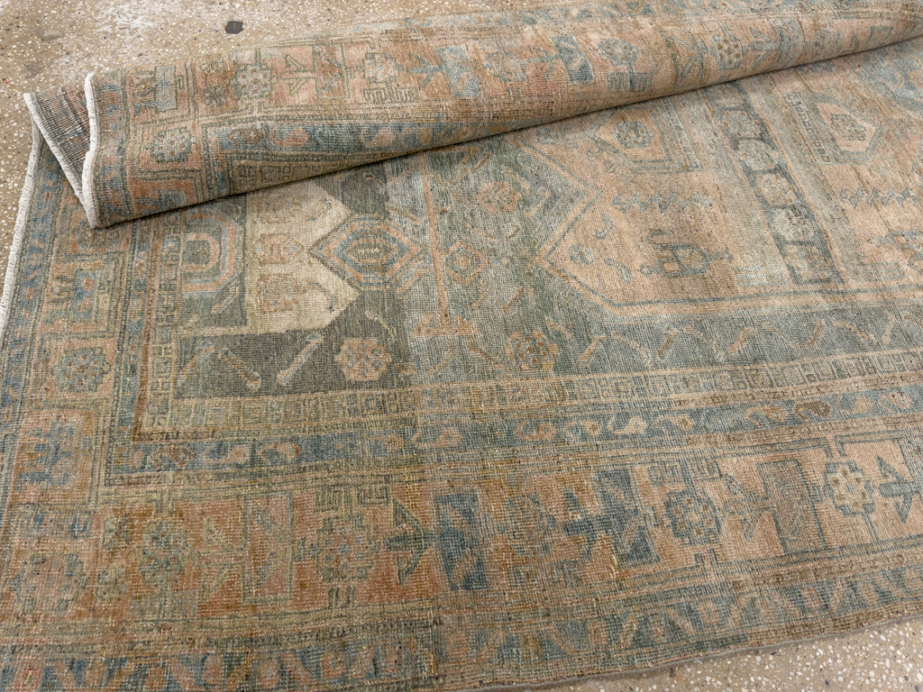 Antique Persian Lori Small Gallery Carpet, No.31981 - Galerie Shabab