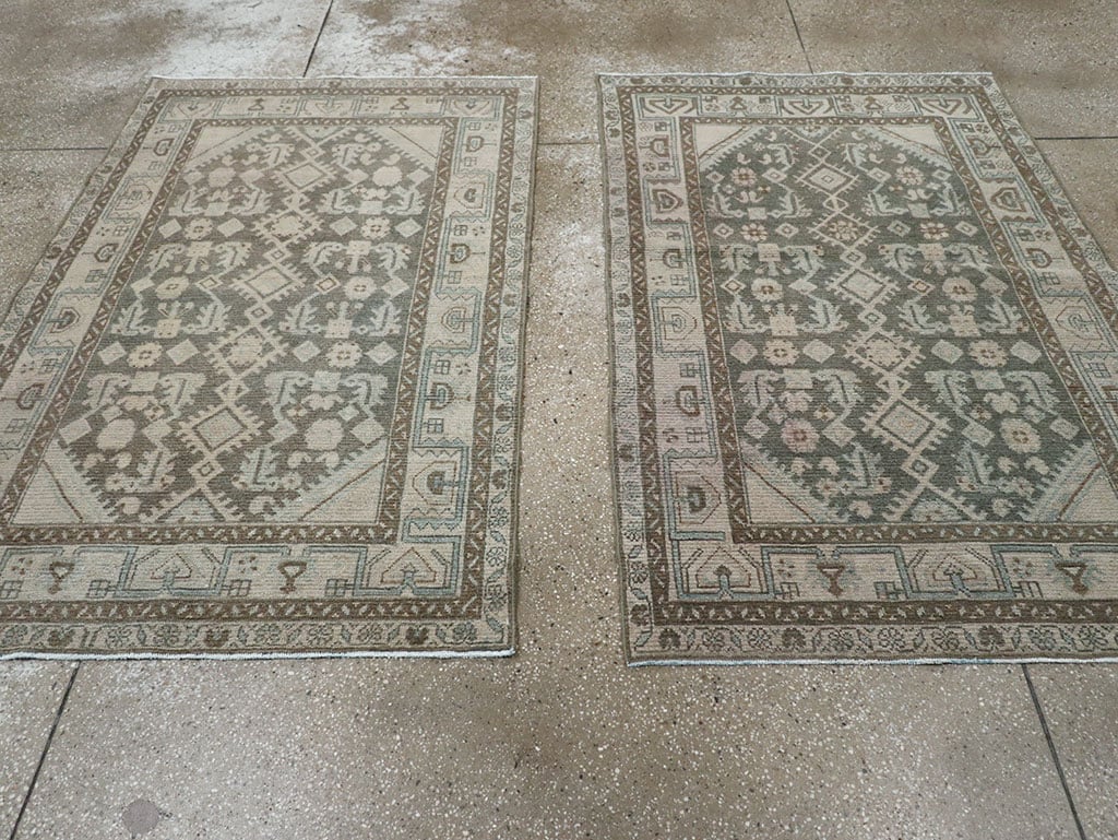 Vintage Persian Malayer Throw Rug (Pair: 1 of 2), No.31983 - Galerie Shabab