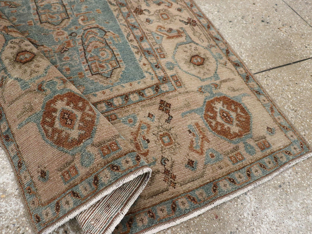 Vintage Persian Malayer Throw Rug, No.31989 - Galerie Shabab