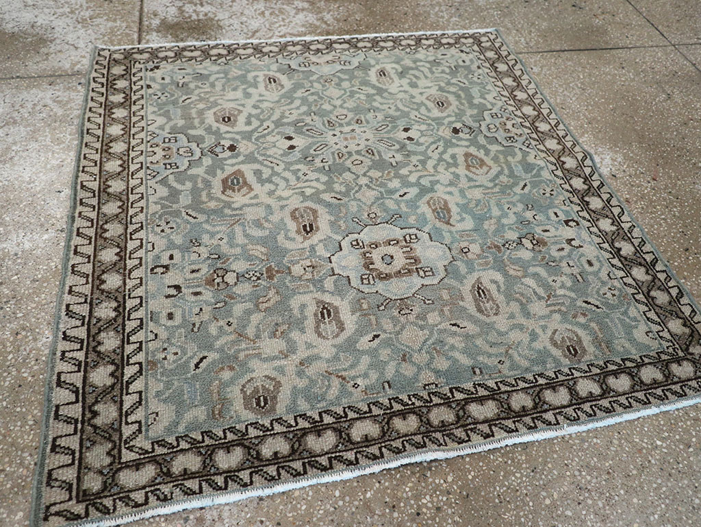 Vintage Persian Malayer Throw Rug, No.31991 - Galerie Shabab