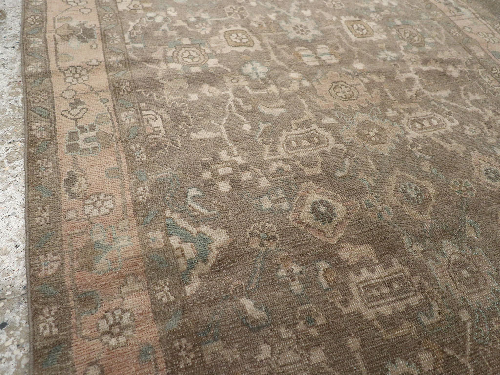 Vintage Persian Malayer Accent Rug, No.31992 - Galerie Shabab