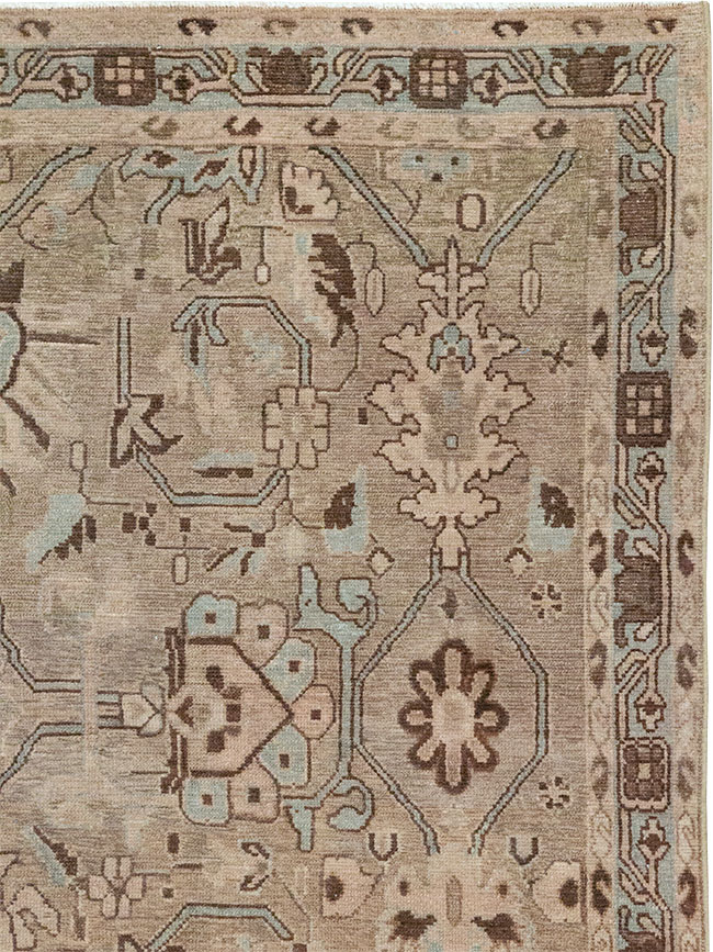 Vintage Persian Malayer Accent Rug, No.31993 - Galerie Shabab