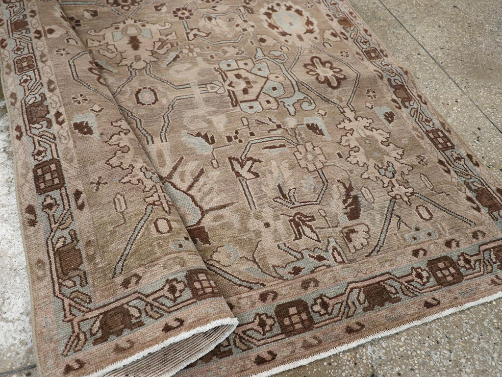 Vintage Persian Malayer Accent Rug, No.31993 - Galerie Shabab