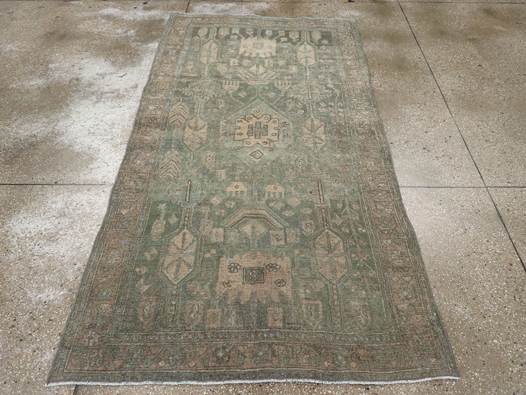 Antique Persian Kurdish Rug, No.31994 - Galerie Shabab