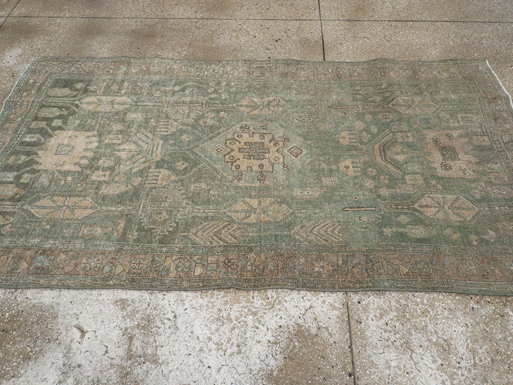 Antique Persian Kurdish Rug, No.31994 - Galerie Shabab