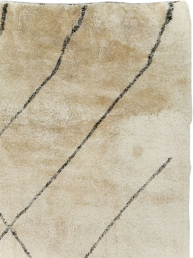 Modern Moroccan Square Room Size Carpet, No.32008 - Galerie Shabab