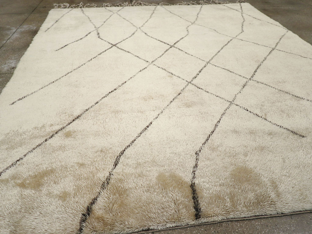 Modern Moroccan Square Room Size Carpet, No.32008 - Galerie Shabab