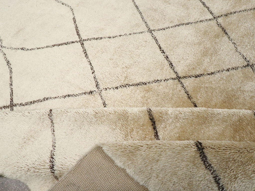 Modern Moroccan Square Room Size Carpet, No.32008 - Galerie Shabab