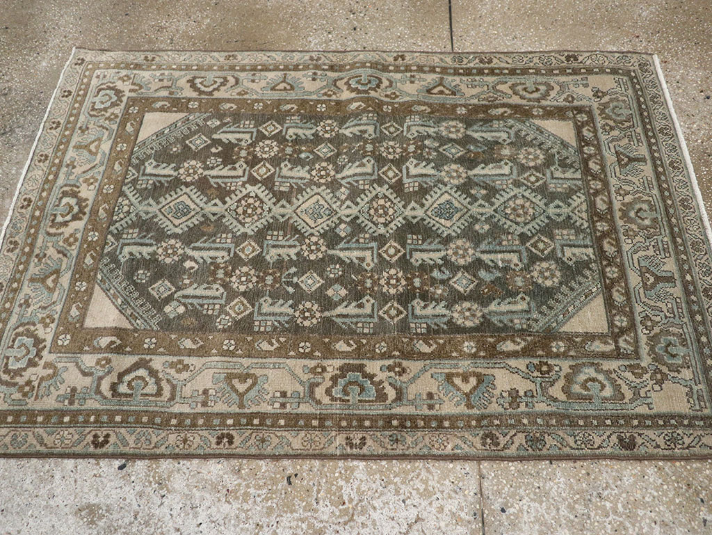 Vintage Persian Malayer Throw Rug, No.32013 - Galerie Shabab