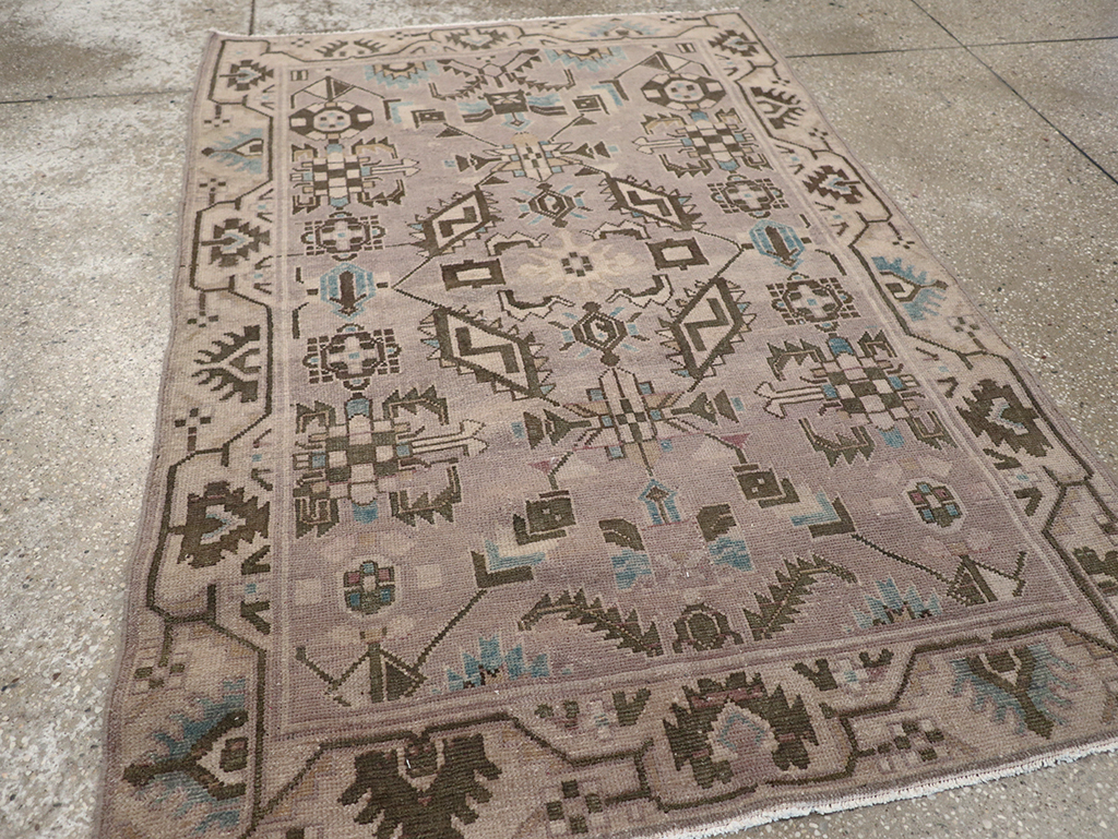 Vintage Persian Malayer Throw Rug, No.32017 - Galerie Shabab