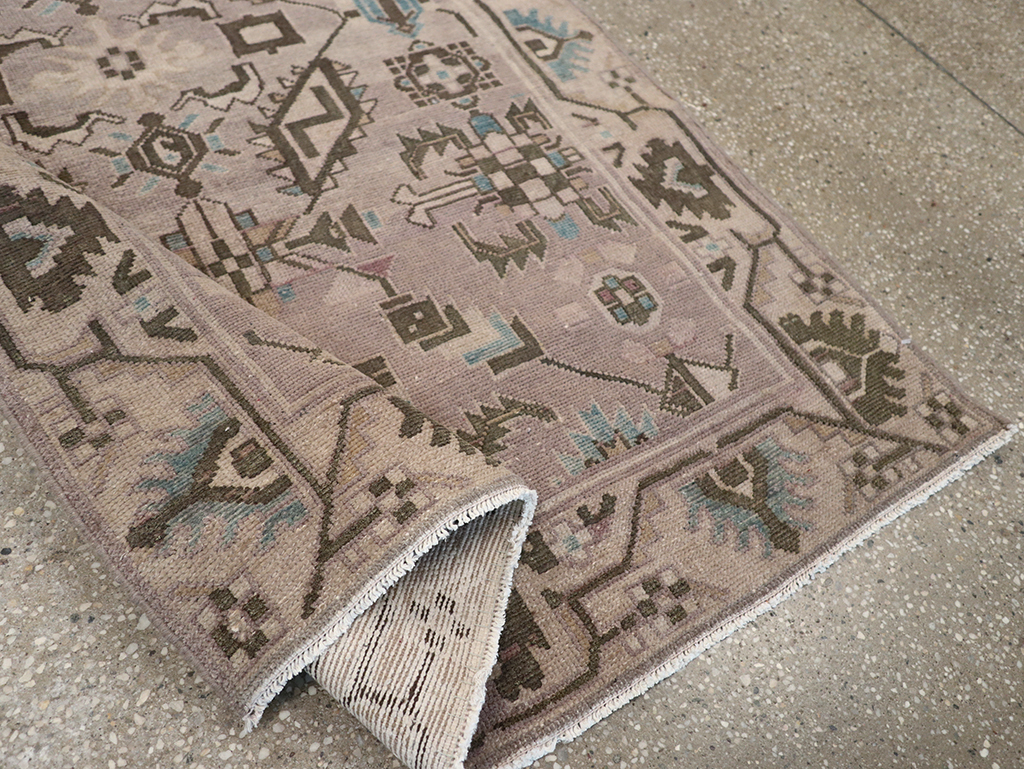 Vintage Persian Malayer Throw Rug, No.32017 - Galerie Shabab