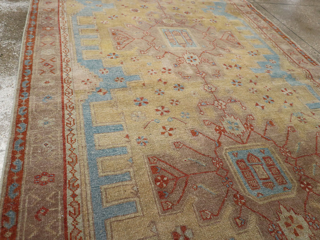 Vintage Persian Kurdish Runner, No.32022 - Galerie Shabab