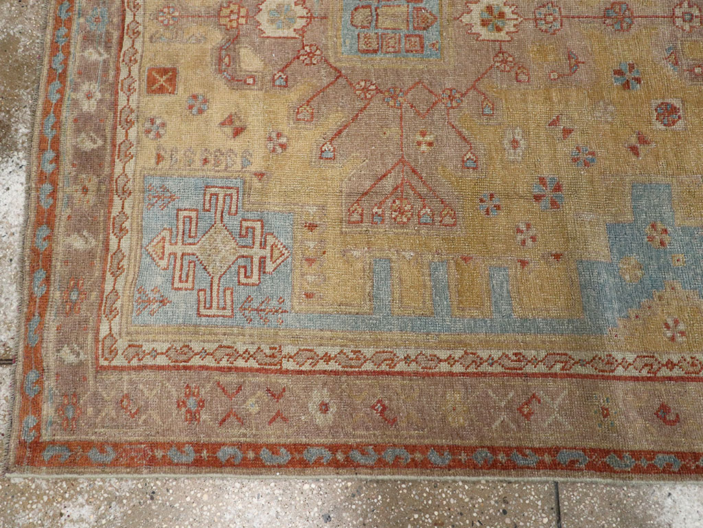 Vintage Persian Kurdish Runner, No.32022 - Galerie Shabab