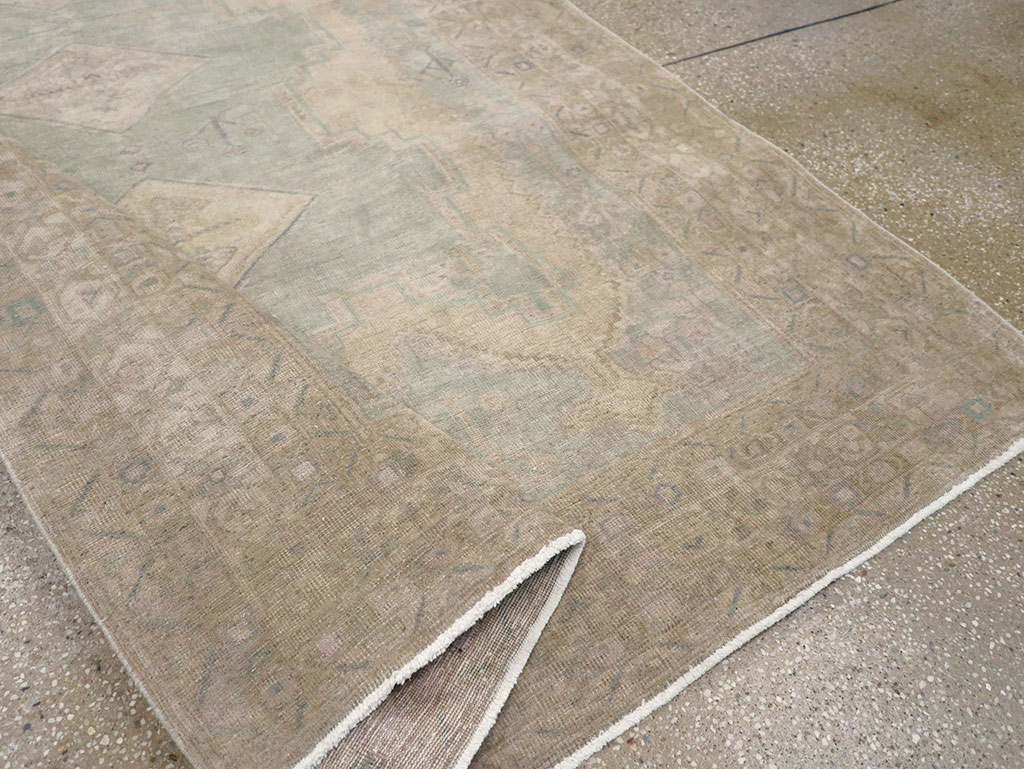 Vintage Persian Afshar Accent Rug, No.32025 - Galerie Shabab