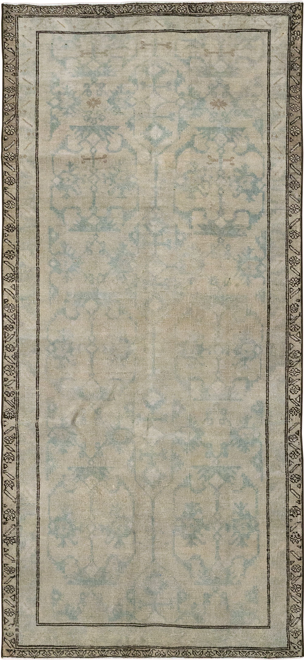 Antique Persian Ardabil Rug, No.32029 - Galerie Shabab