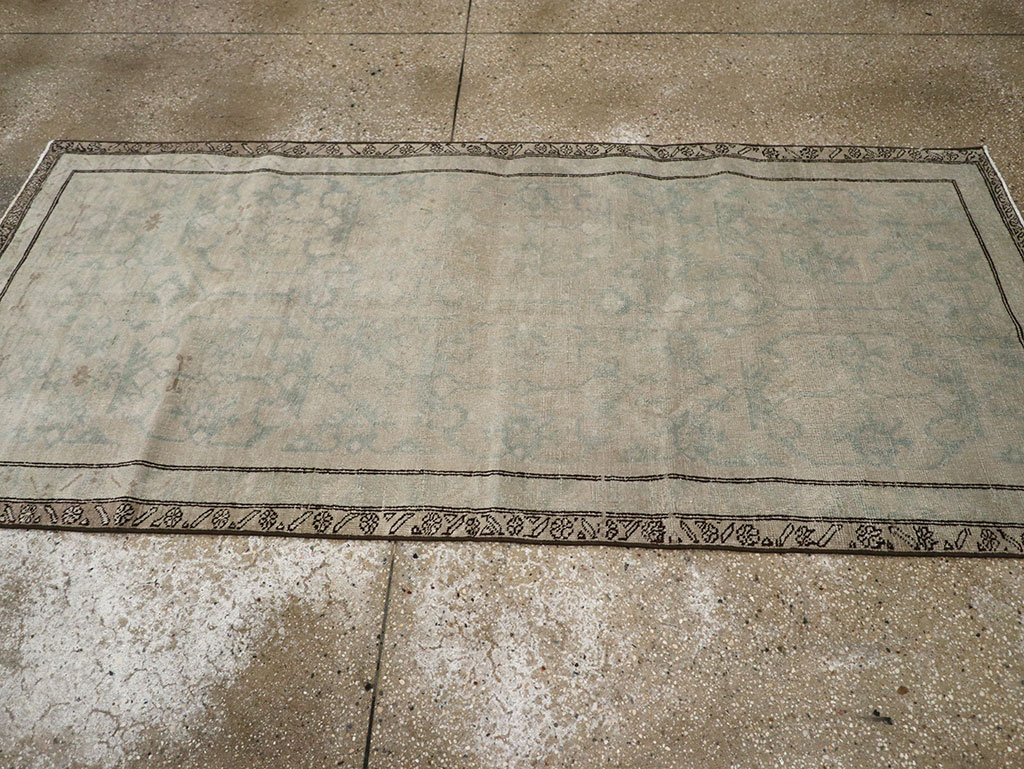 Antique Persian Ardabil Rug, No.32029 - Galerie Shabab