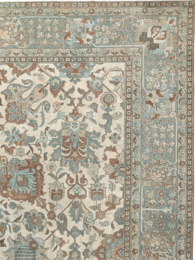 Antique Persian Tabriz Room Size Carpet, No.32032 - Galerie Shabab