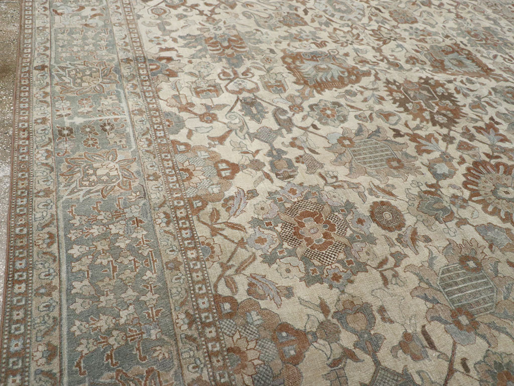 Antique Persian Tabriz Room Size Carpet, No.32032 - Galerie Shabab