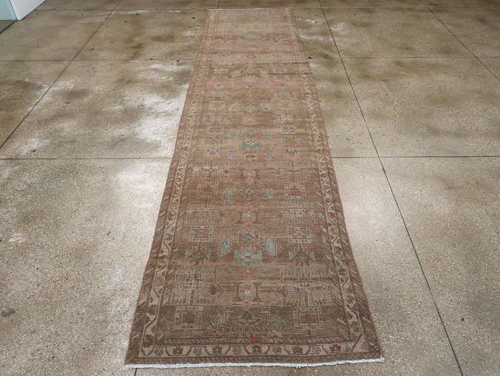 Vintage Persian Malayer Runner, No.32033 - Galerie Shabab