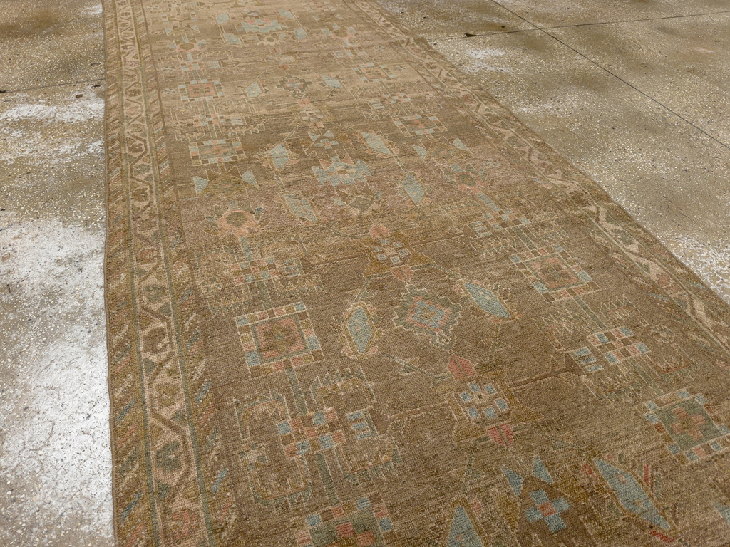 Vintage Persian Malayer Runner, No.32033 - Galerie Shabab