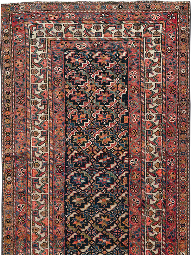 Antique Persian Kurd Runner, No.32034 - Galerie Shabab
