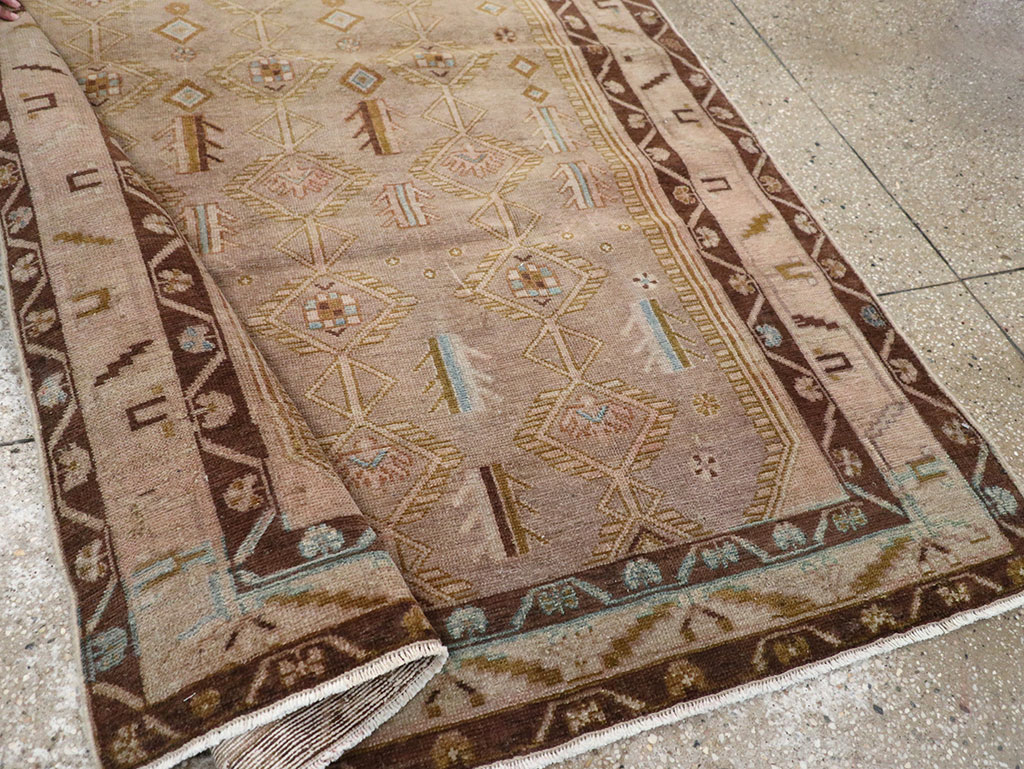 Vintage Persian Malayer Accent Rug, No.32037 - Galerie Shabab
