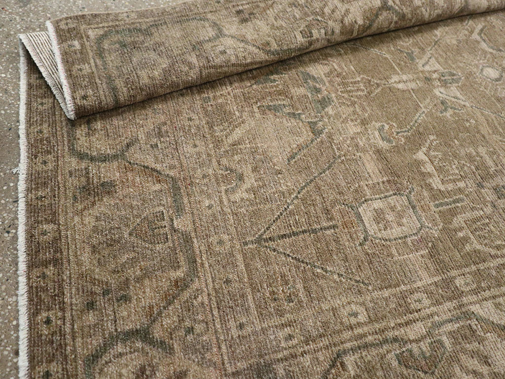 Vintage Persian Malayer Accent Rug, No.32038 - Galerie Shabab