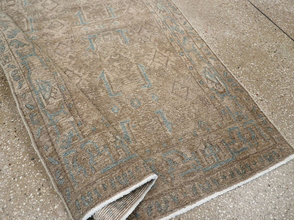 Vintage Persian Malayer Throw Rug, No.32052 - Galerie Shabab